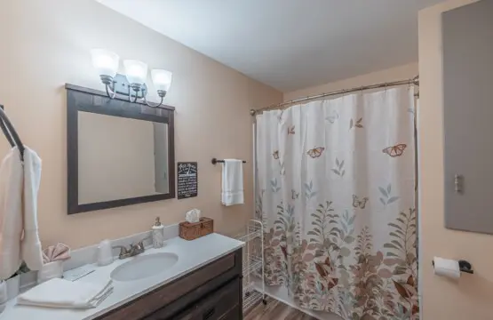 2104586fcdbe4e5eabb9e458442a0154 LargeOriginal.jpg