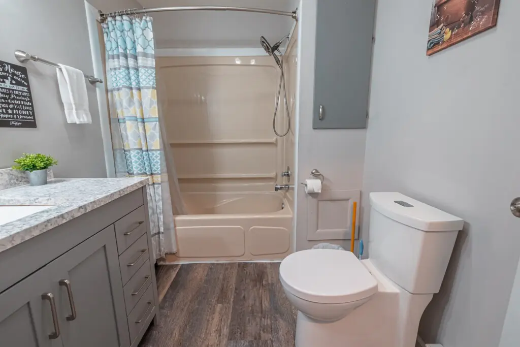 2dc01d954d644f3f80406cb742de20e3 LargeOriginal.jpg