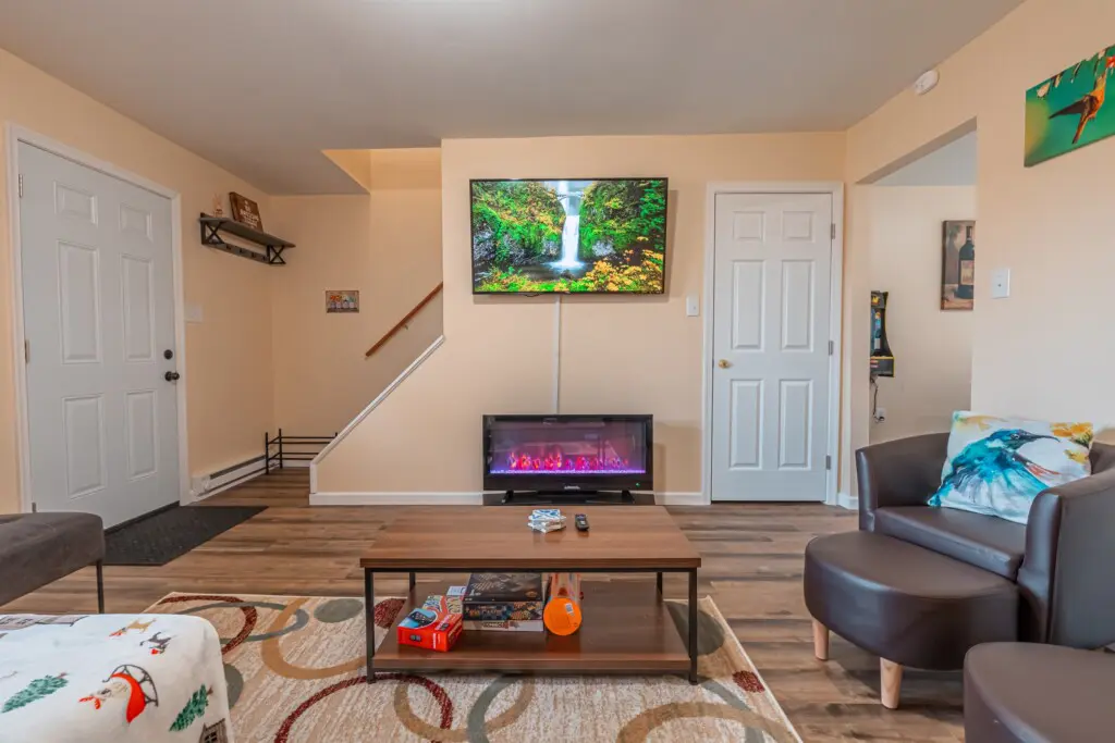 3e2b1a2ec81f41b68eda3d07e04da705 LargeOriginal.jpg