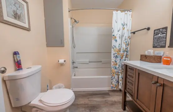 4ffc86875c0f49288aed86727c7e782f LargeOriginal.jpg