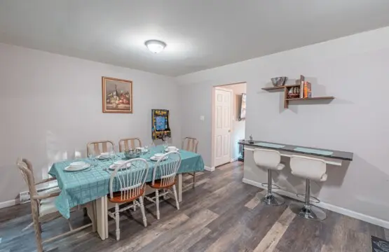 50f928076f974d96873eada911fbe9fa LargeOriginal.jpg