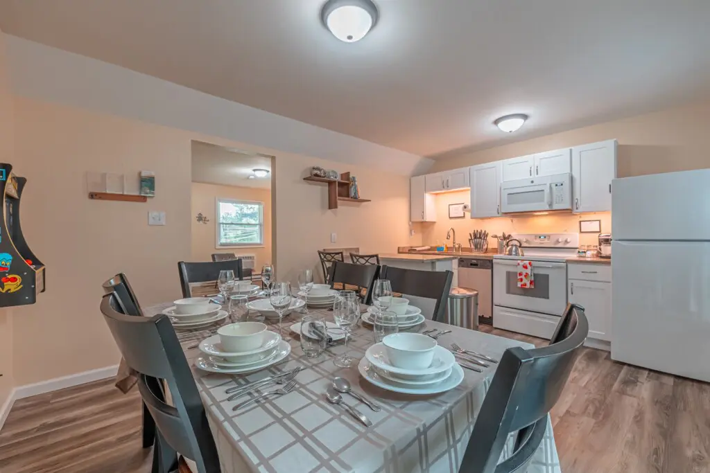 8e37777e78b441a99857ba49c10194ec LargeOriginal.jpg