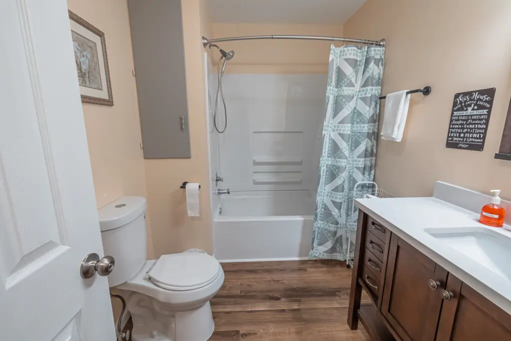 af4fca0b894e42fb801a80678c76bd15 LargeOriginal.jpg