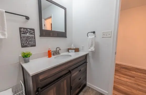 cbe005ea0b404d109c204762664af87a LargeOriginal.jpg