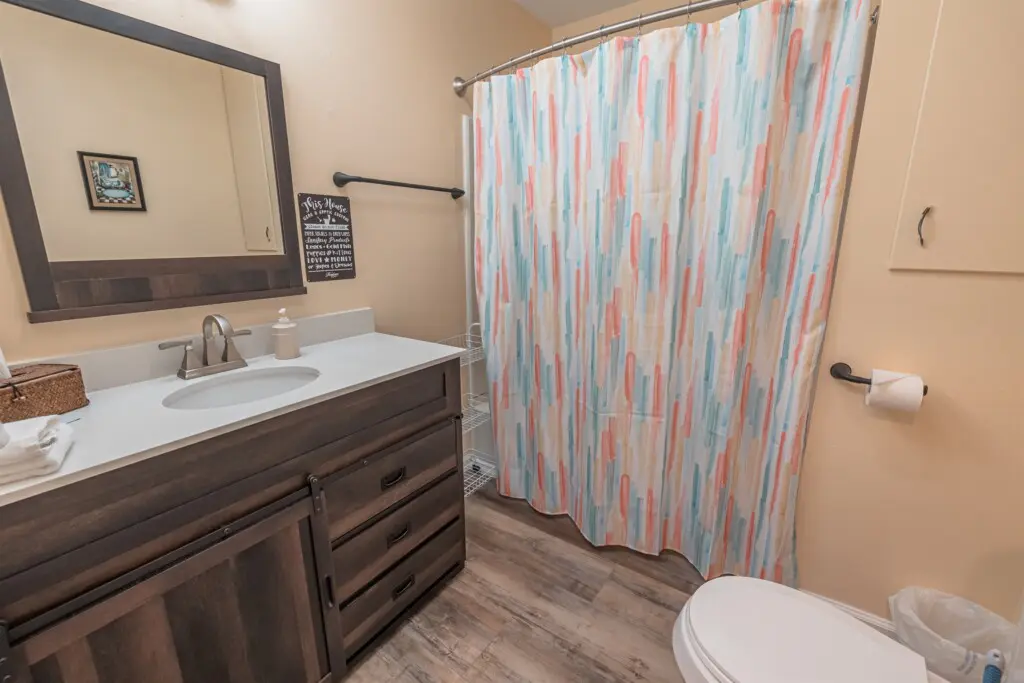 d5098815cbc043268eafb3e345d32c67 LargeOriginal.jpg