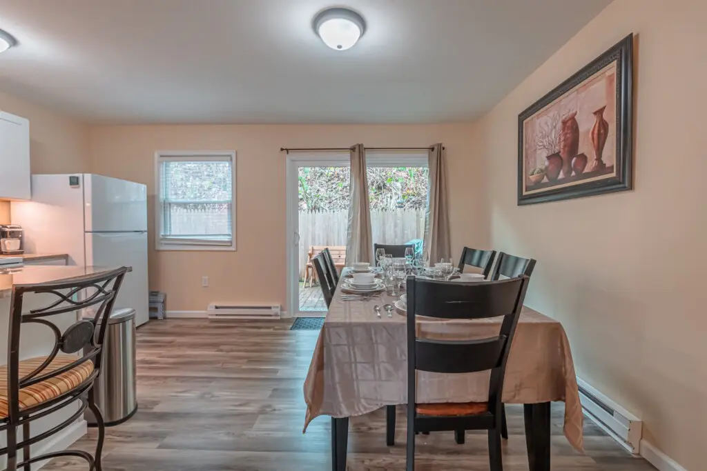 e64a5c4245484b75b9ad33d375b78f42 LargeOriginal.jpg