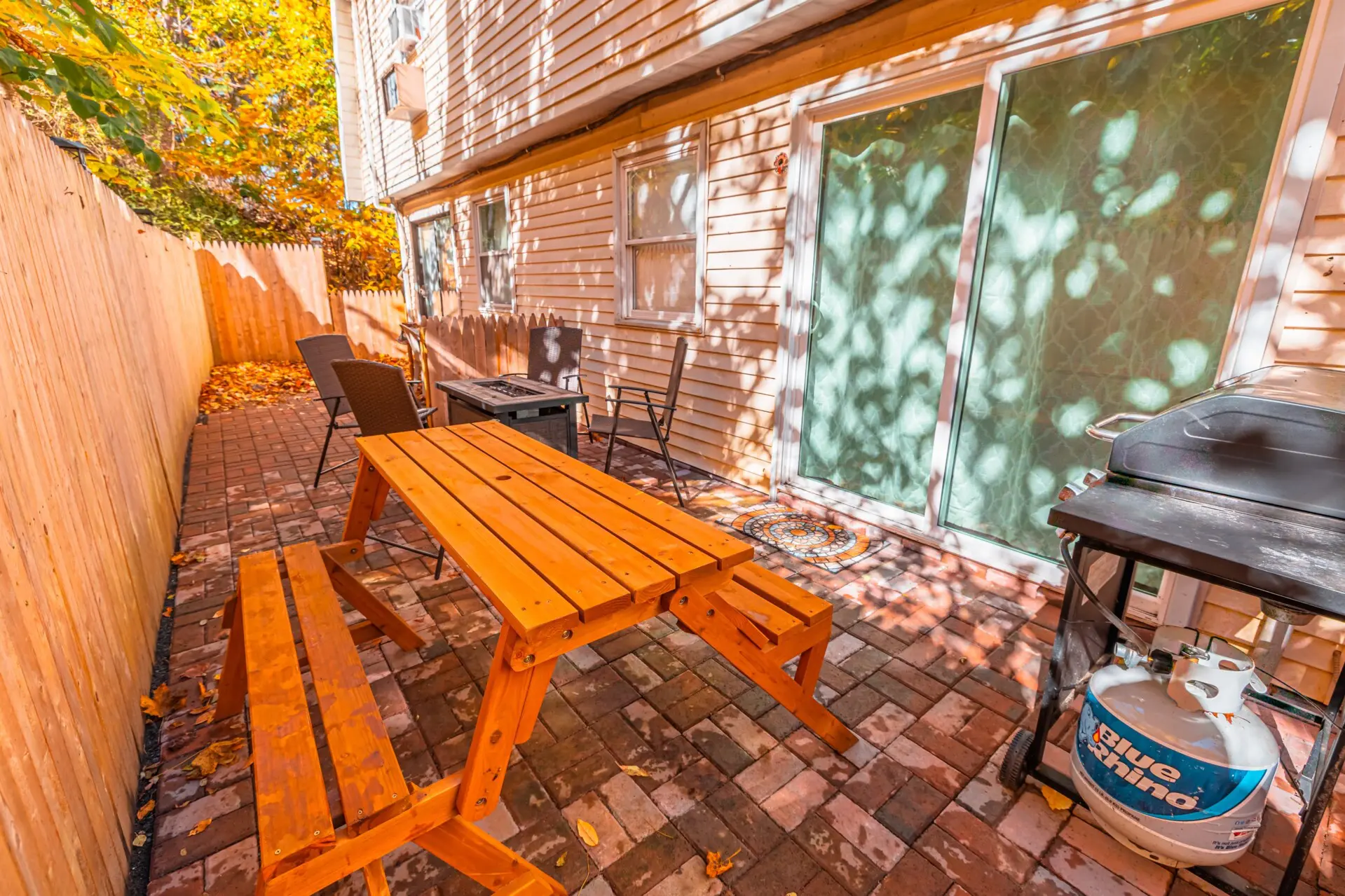 ef2e686398c04c6ca302772859c805ef LargeOriginal.jpg