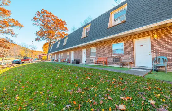 f58384c368c243eaa0efb63f64b3b345 LargeOriginal.jpg