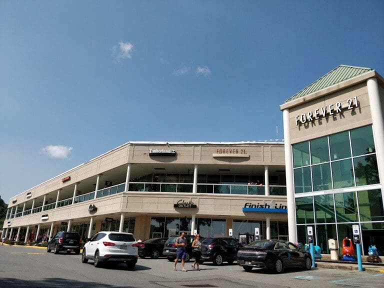 The Crossings Premium Outlets