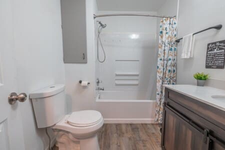2d6ac91529bb4537941bb7bd0fe07190 LargeOriginal.jpg