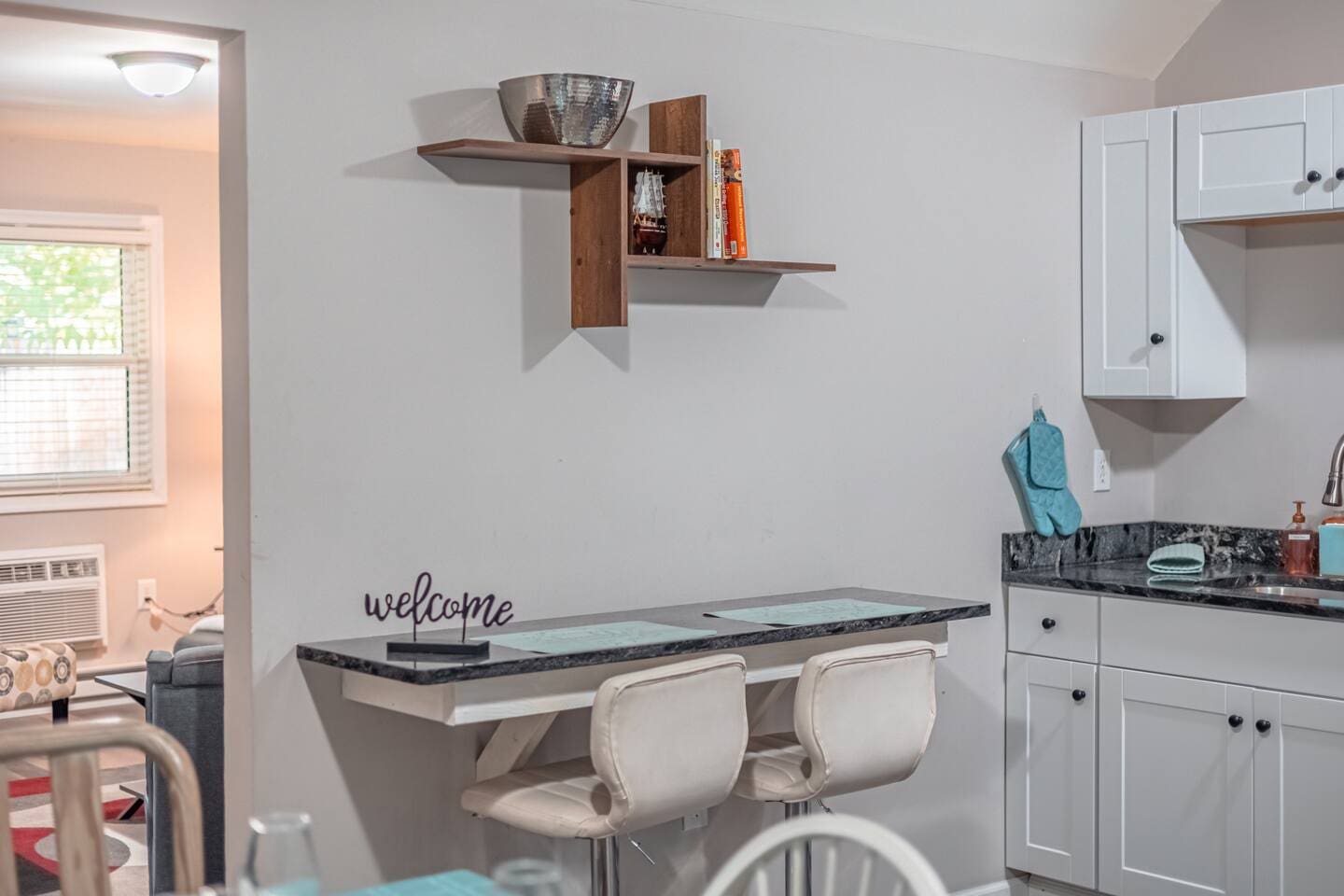af2f6261c7b6436694b13e3f76477403.jpg